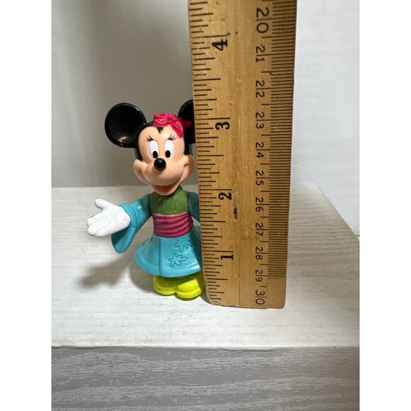 Minnie Mouse PVC Figure Kimono Dress Walt Disney World Japan Epcot Center - Picture 4 of 12